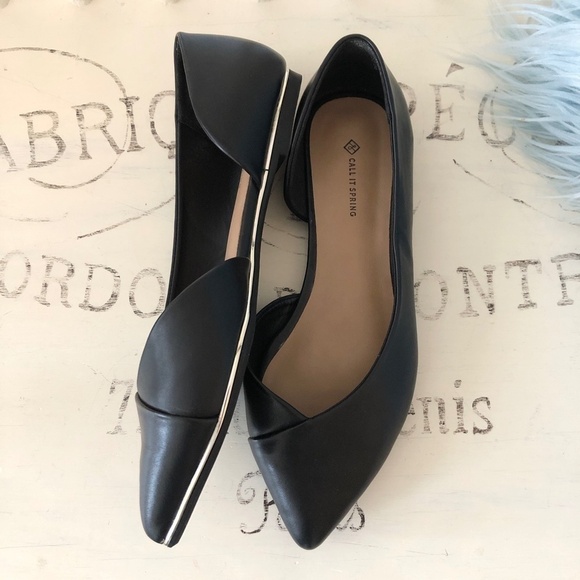 Black Flats, Slip Ons, Pointed Toe, Gold Colour Trim, Nice Condition - Picture 8 of 15